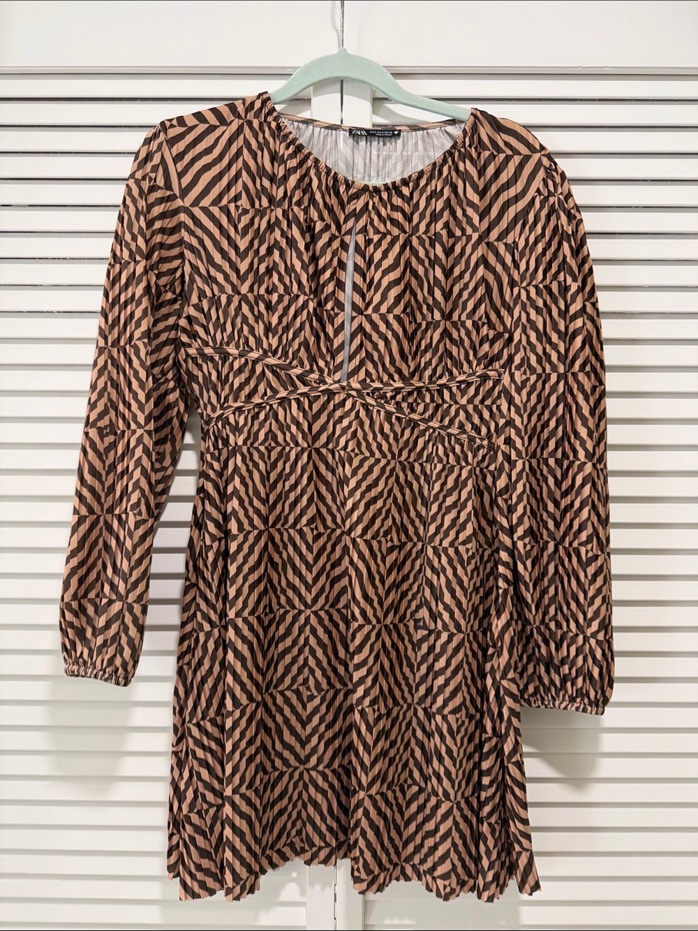 Zara Brown Geometric Long Sleeve Dress